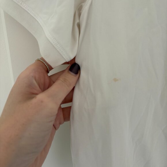 Lululemon White Mesh t-shirt - Picture 3 of 4